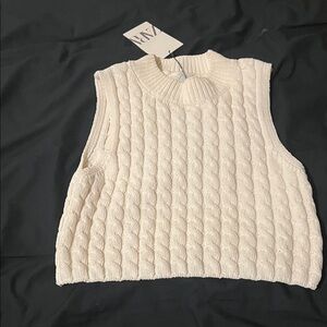 Zara Ivory Cable Knit Sleeveless Sweater